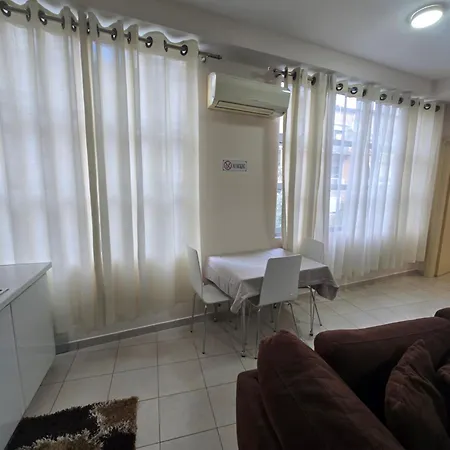 Apartment Raphael Old Bazaar Tirana