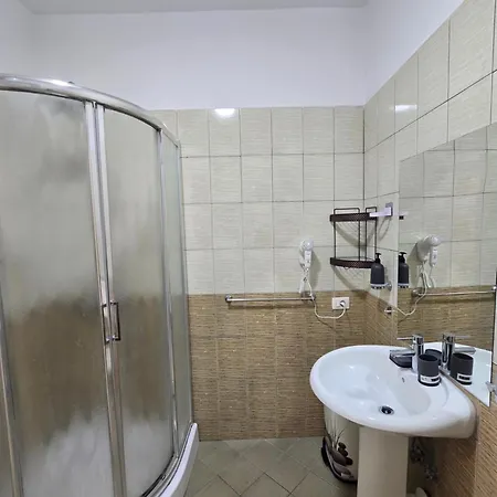 Apartment Raphael Old Bazaar Tirana