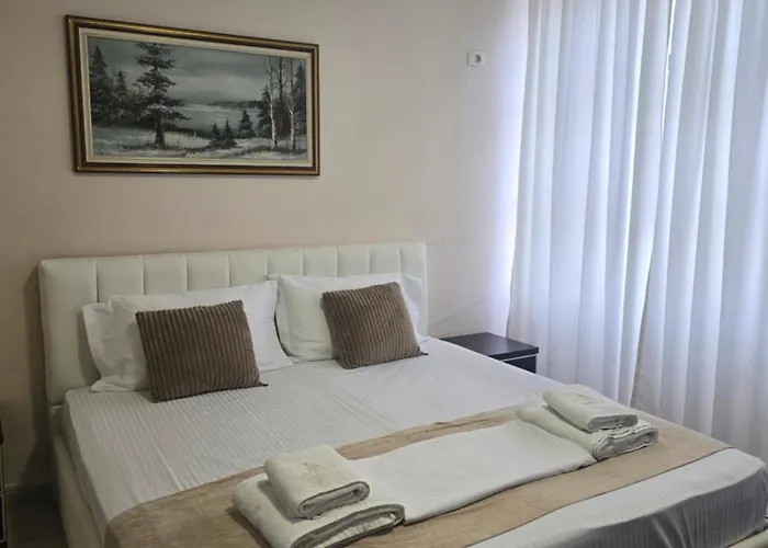 Raphael Old Bazaar Apartman Tirana