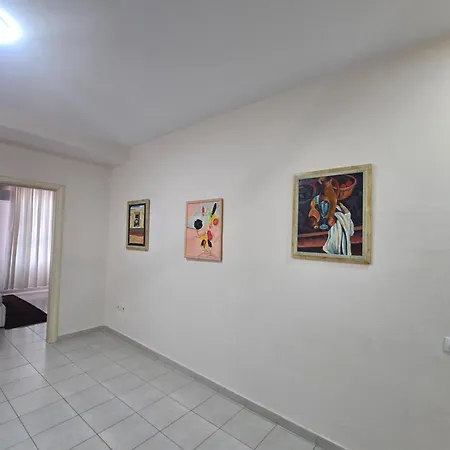 Raphael Old Bazaar Tiran